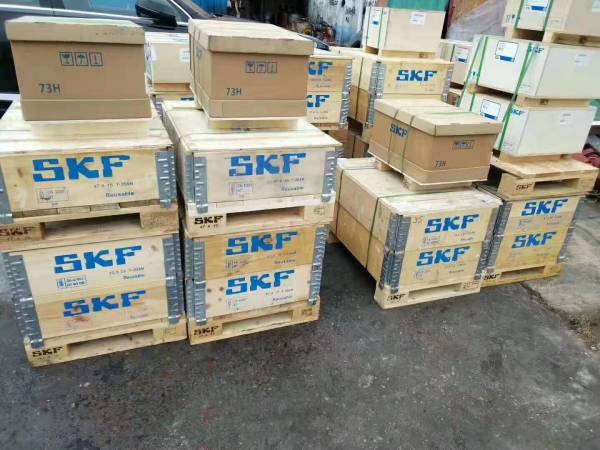 SKF CR48x70x8CRW1V 徑向軸密封件, 金屬外徑